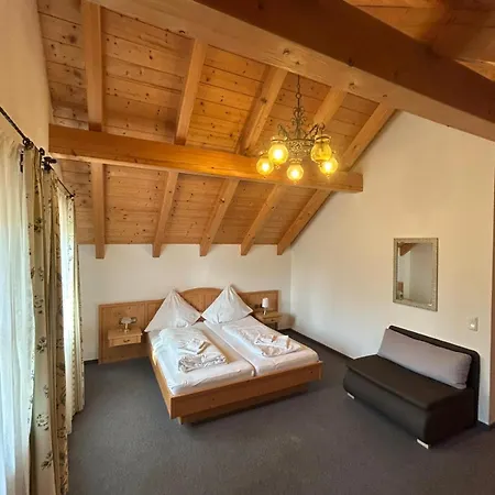 Hotel Aujaeger *