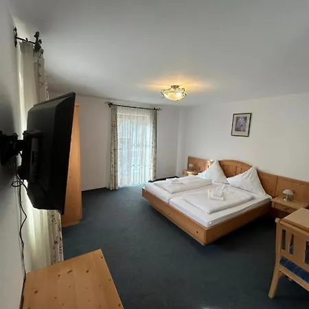 Aujaeger Hotel Egling